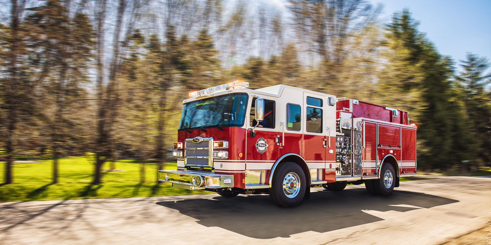 Pierce Mfg. Enforcer pumper on a scene at a house fire